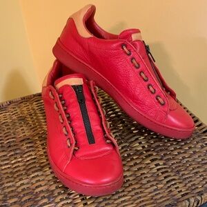 Fabrice Tardieu Fred Leather Sneakers with Zipper close and side lace detail